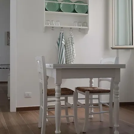 Ferienwohnung La Dimora Dei Sorrisi Monopoli Exterior foto